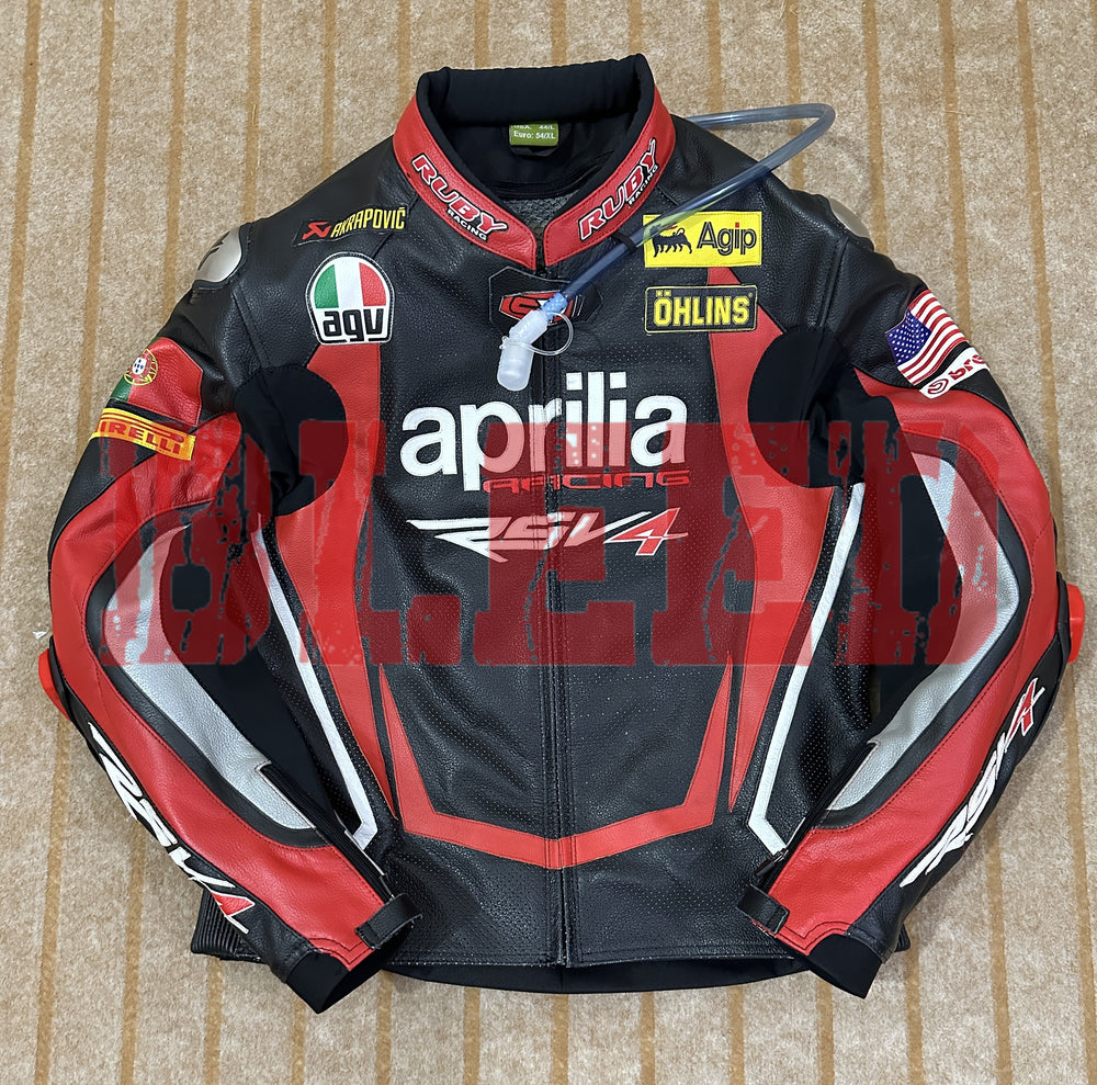 Front View of Aprilia Racing Motorcycle Leather Jacket – Red and Black Design Featuring Logo Patches, Advanced Rider Protection, and Stylish Finish